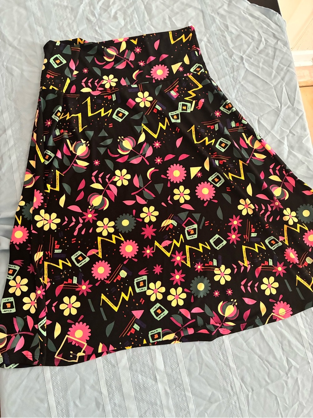 LuLaRoe Large A-Line Skirt with Bold Retro Print